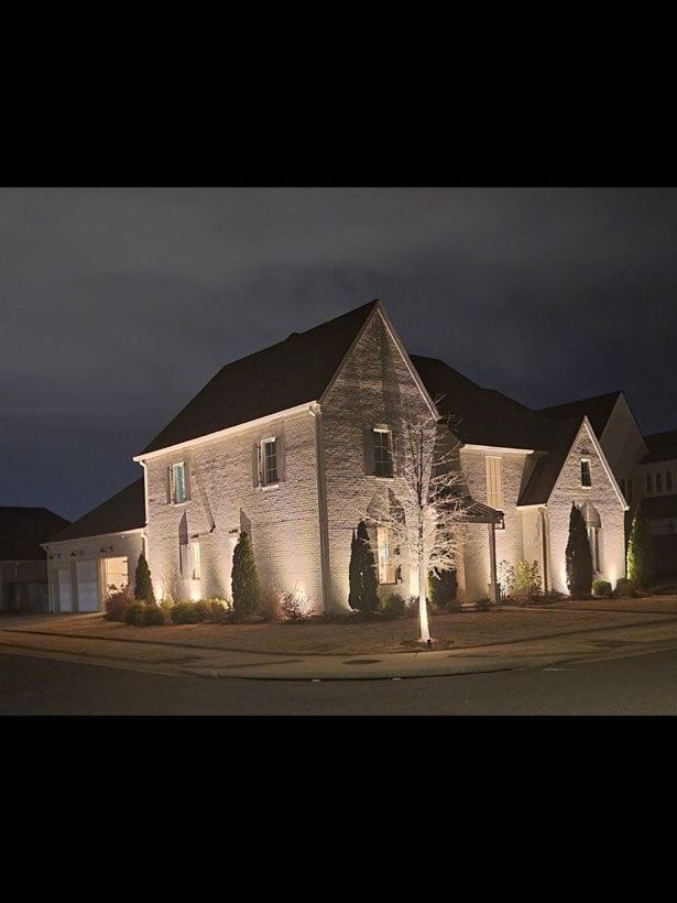 Outdoor lighting by Chesapeake Lighting Co.